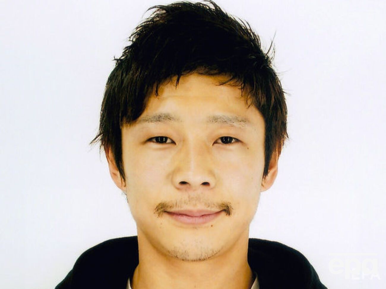 Маєзава стане першим туристом, який здійснить політ навколо Місяця