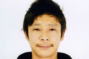 Маєзава стане першим туристом, який здійснить політ навколо Місяця