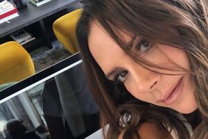 Бекхэм: Поцелуи из Лондона!