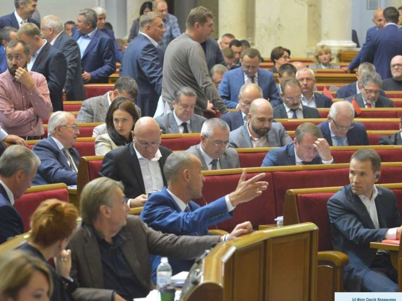 Рада смогла принять законопроект о судебных экспертизах только в первом чтении