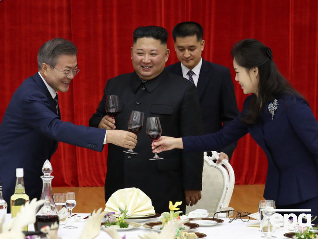 У Пхеньяні розпочався саміт двох Корей. Фоторепортаж