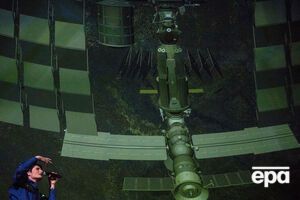 У "Роскосмосі" заявили, що космонавти просвердлять "Союз" зовні