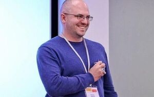 Сирийцы из российского комплекса С-200 хотели сбить израильский самолет, но всандалили по российскому. И виноват кто? Правильно, евреи!