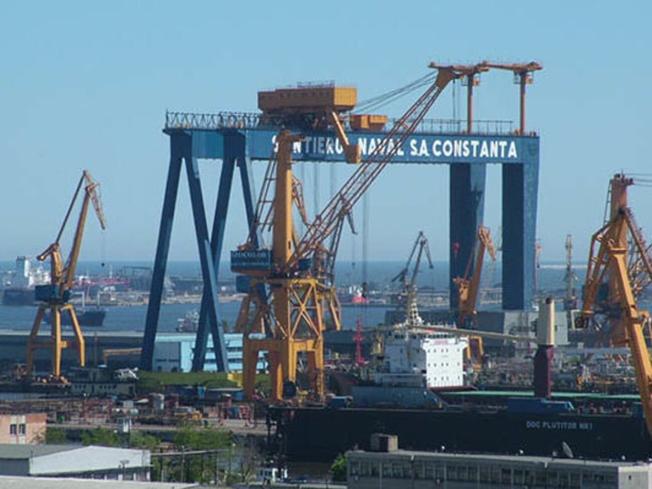 Основні акціонери і профспілковий комітет звернулися у Миколаївський господарський суд та Апеляційний господарський суд Одеської області