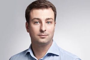 Даже трехминутная консультация "скорой" в цивилизованном мире имеет цену. А у нас и дальше продолжают требовать бесплатные роды