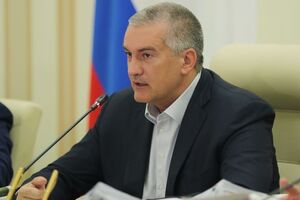 Окружной админсуд Киева открыл производство по заявлению Аксенова
