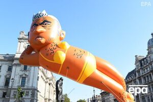 Инициаторы акции хотят отставки Хана