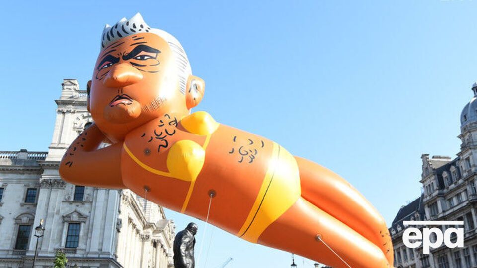 Инициаторы акции хотят отставки Хана