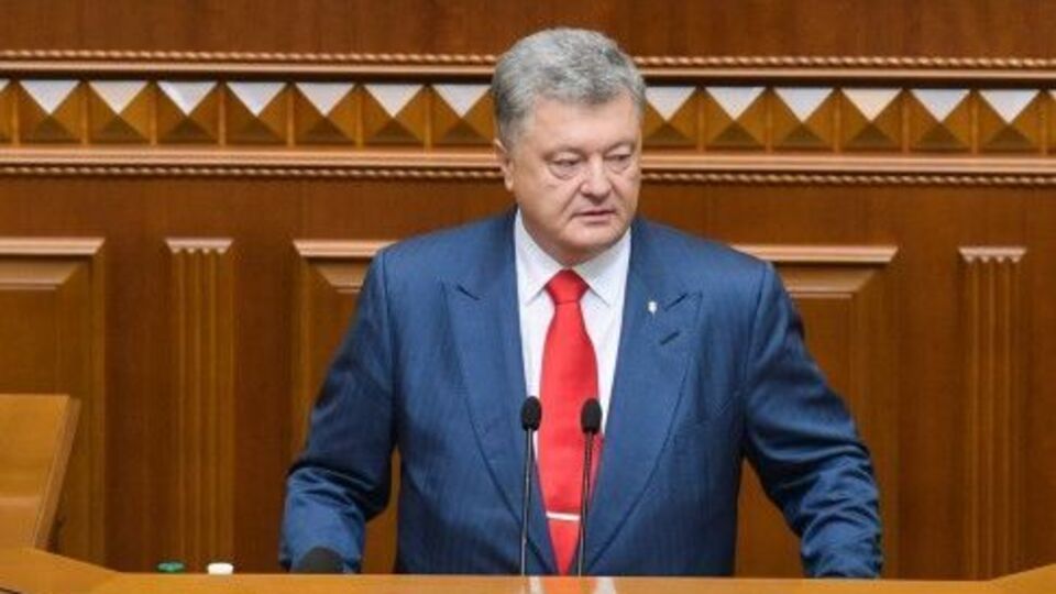 Порошенко: Деякі телеканали, газети й інтернет-видання стали неприхованими рупорами російської пропаганди