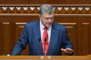 Порошенко подчеркнул, что любая армия должна быть готова к любому сценарию по защите своей территории