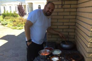 Розенблат является фигурантом "янтарного дела"