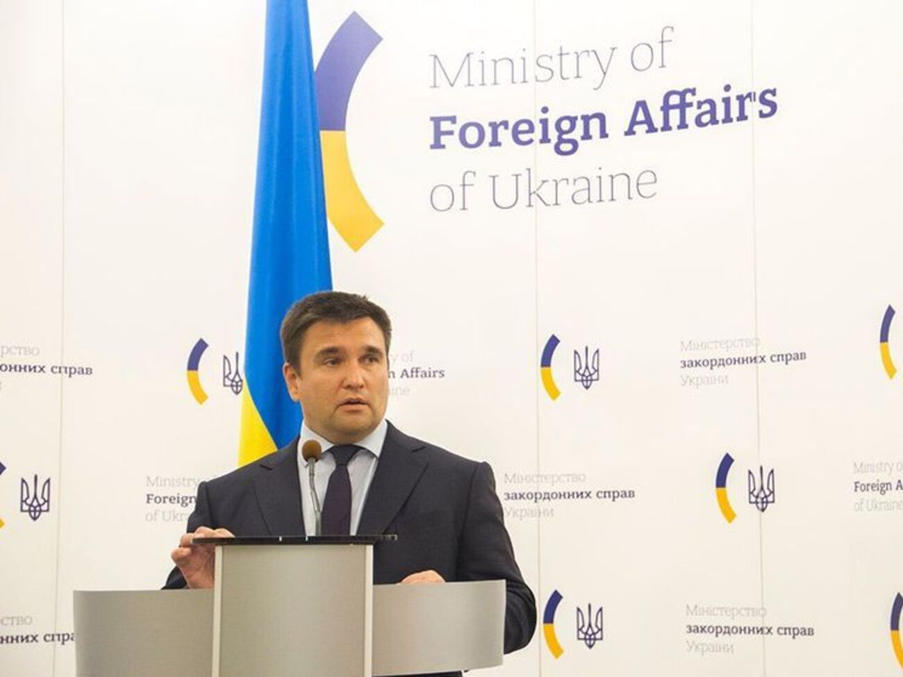 Клімкін відмовився називати конкретні документи, які Україна планує змінити або скасувати