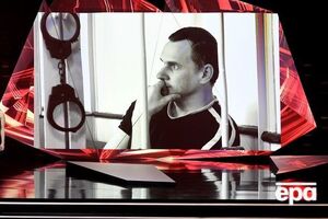 Щур утверждает, что Сенцов "о здоровье не пишет вообще"