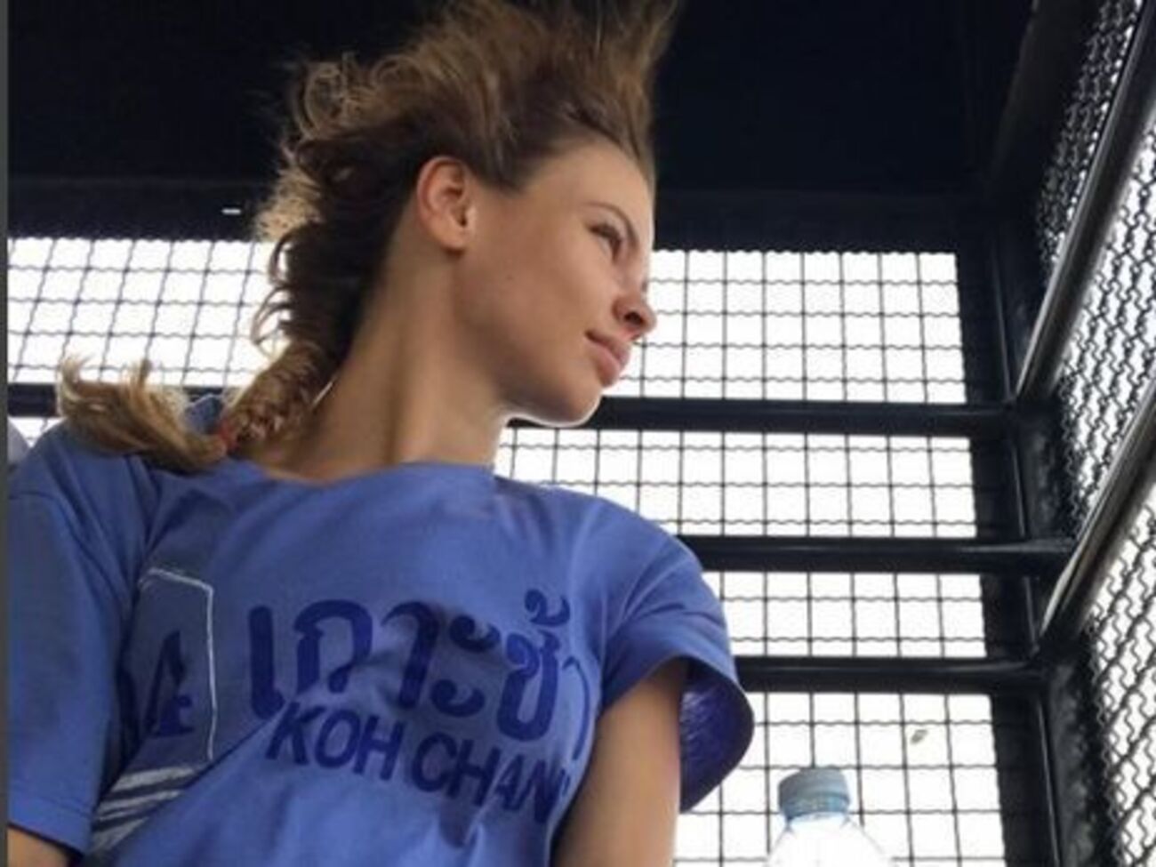 Суд отказался отпустить под залог Настю Рыбку и Алекса Лесли