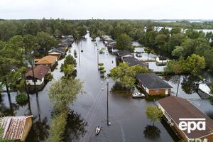 Большинство автодорог в двух штатах до сих пор закрыты