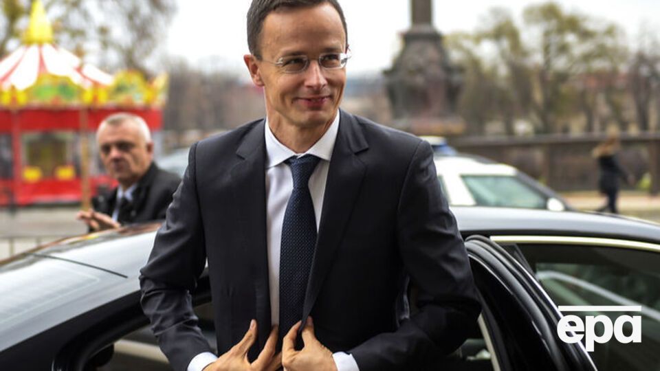 Сіярто нагадав, що в питанні продовження санкцій Угорщина солідарна з Італією