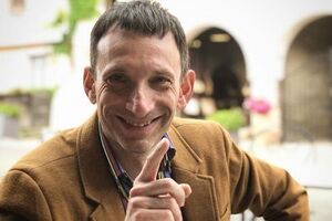 Портников: Це прем'єр має обстоювати соціальні програми та інновації. Президент має боротися за статті військового бюджету