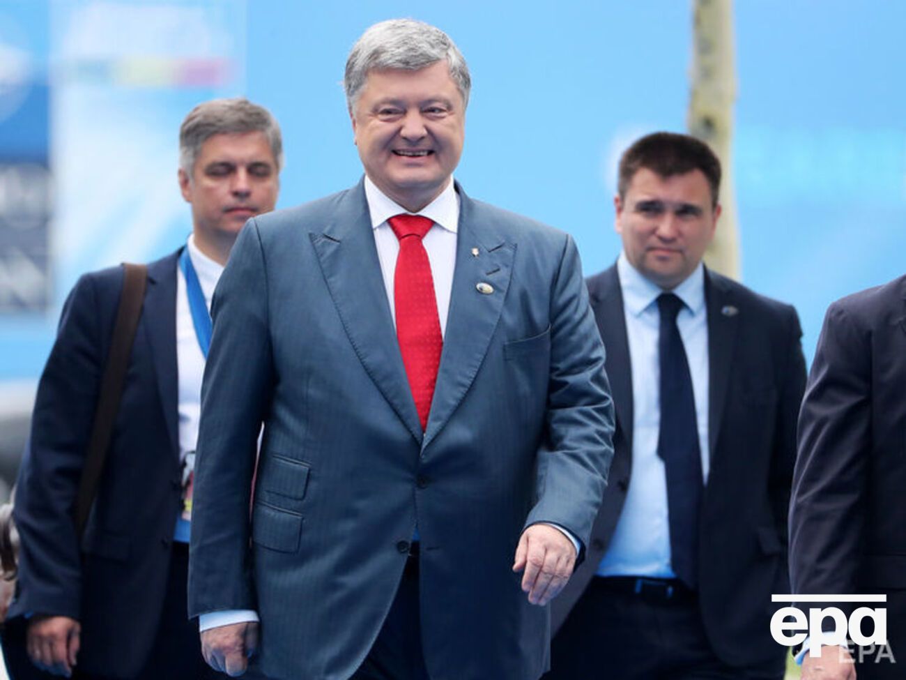 Порошенко:&nbsp;Россияне уже давно избавились от воинственной эйфории, которая царила в первое время после аннексии Крыма