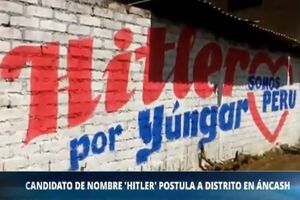 В качестве предвыборной агитации Гитлер Альба Санчес использует лозунг: "Гитлер — кандидат от народа"