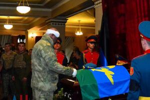 31 серпня Тимофєєва було поранено під час вибуху в донецькому ресторані "Сепар", коли загинув Захарченко