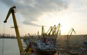 По данным НАБУ, хищения происходили в том числе при оформлении работ в мариупольском порту