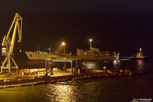 "Донбас" і "Корець" прибули до Маріуполя ввечері 24 вересня