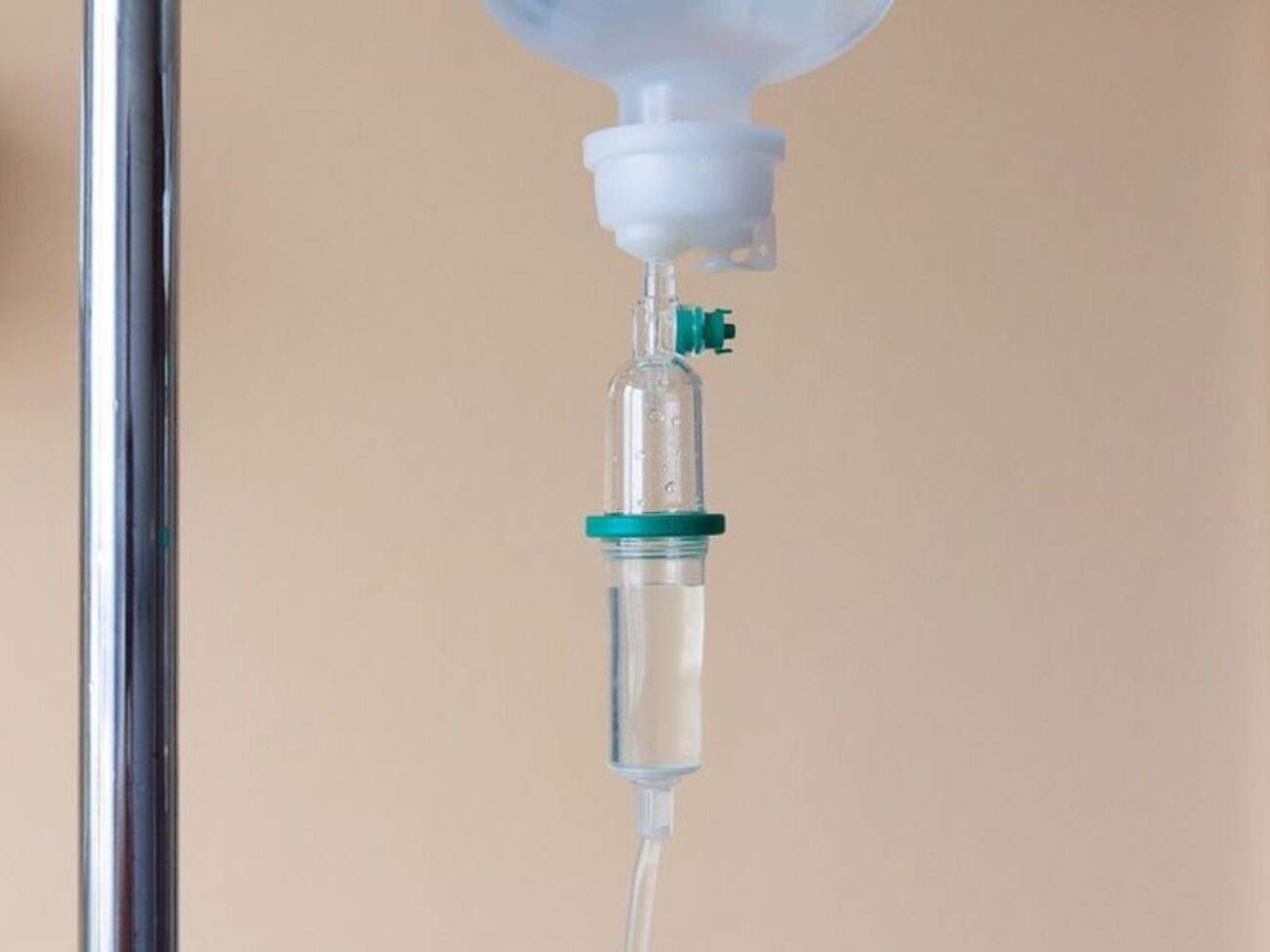 С отравлением госпитализировали 16 человек