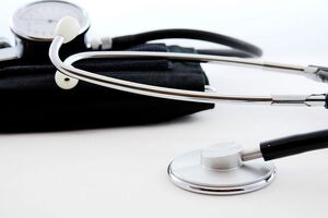 Уборщица принимала пациентов вместо фельдшера