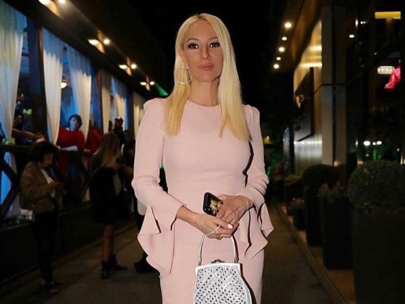 Обычно Кудрявцева использует яркий макияж