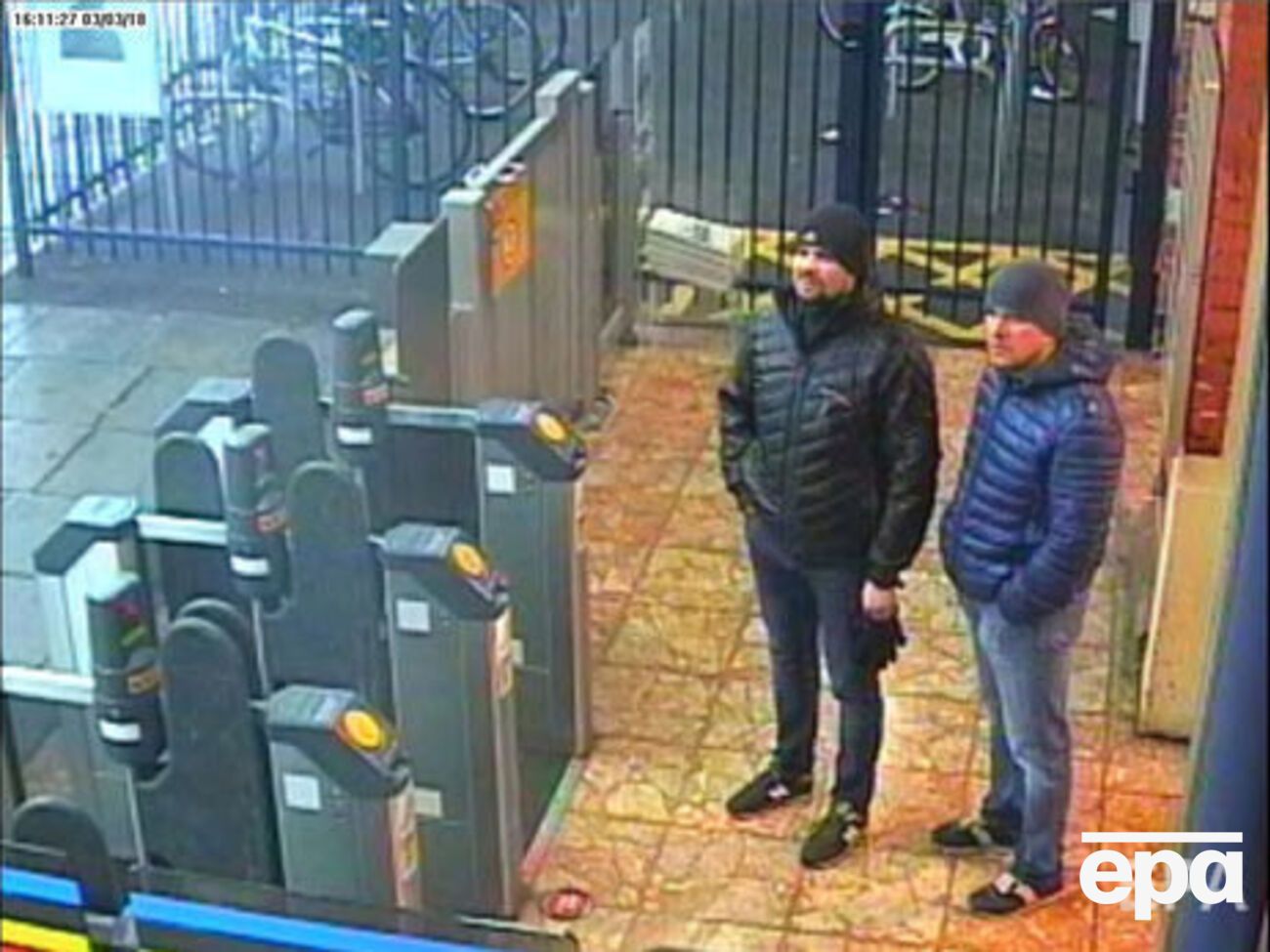 ФСБ хочет принять "серьезные меры"&nbsp;против сотрудников, передавших информацию о паспортах Боширова и Петрова