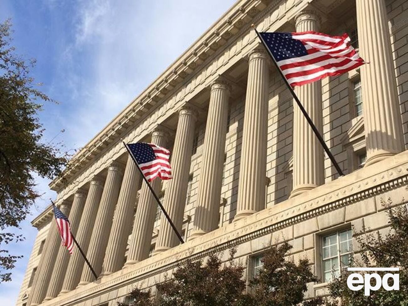 Міністерство торгівлі США обмежить постачання американської продукції 12 російським підприємствам