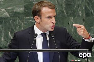 Макрон: Нужно вырабатывать политическое решение посредством конституционной реформы и проведения свободных выборов в Сирии