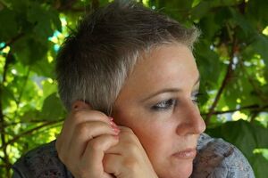 Олена Монова: НАБУ, припиніть нам пхати памперси, ми нанюхались. Одягайте тактичні шкарпетки і працюйте вже, нарешті