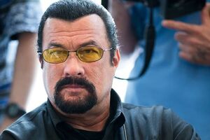 Сигал заявил, что его родственники родом из РФ