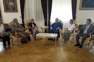 Настоятель Кіпрської православної церкви Хризостом II провів зустріч із послом України в Республіці Кіпр Борисом Гуменюком