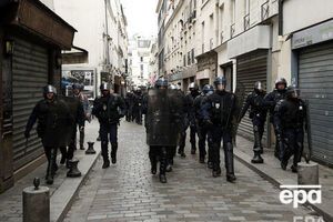 12 травня в Парижі внаслідок нападу на перехожих чоловіка з ножем загинула одна людина, поліція ліквідувала нападника
