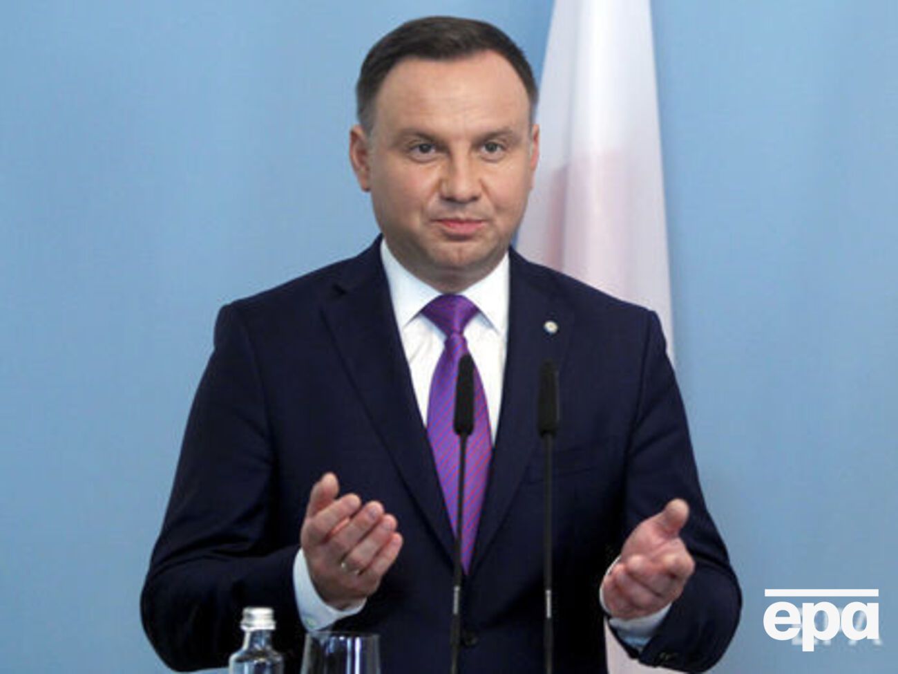 По словам Дуды, он обеспокоен тем, что вблизи польской границы разместили ракетные установки двойного назначения