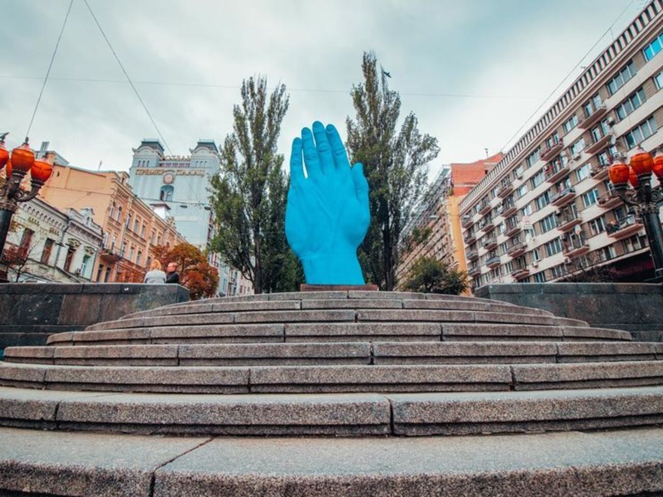 Скульптуру в центре Киева установили временно