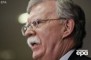 Болтон заявил, что никто не должен помогать Ирану обходить санкции США