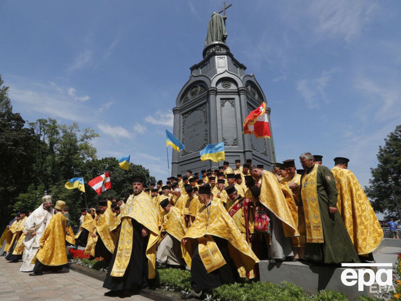 Православная церковь в Украине ждет от Вселенского патриархата томоса об автокефалии