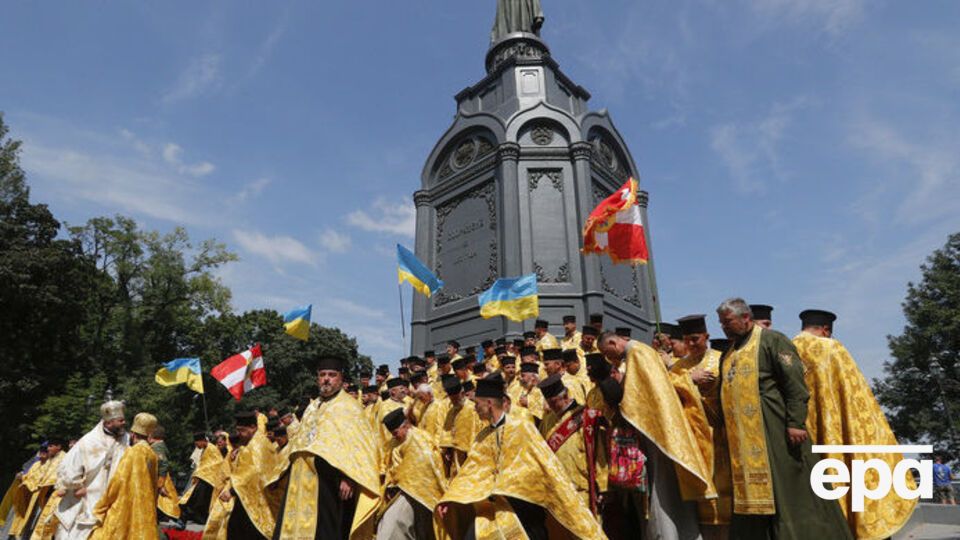 Православна церква в Україні чекає від Вселенського патріархату томосу про автокефалію