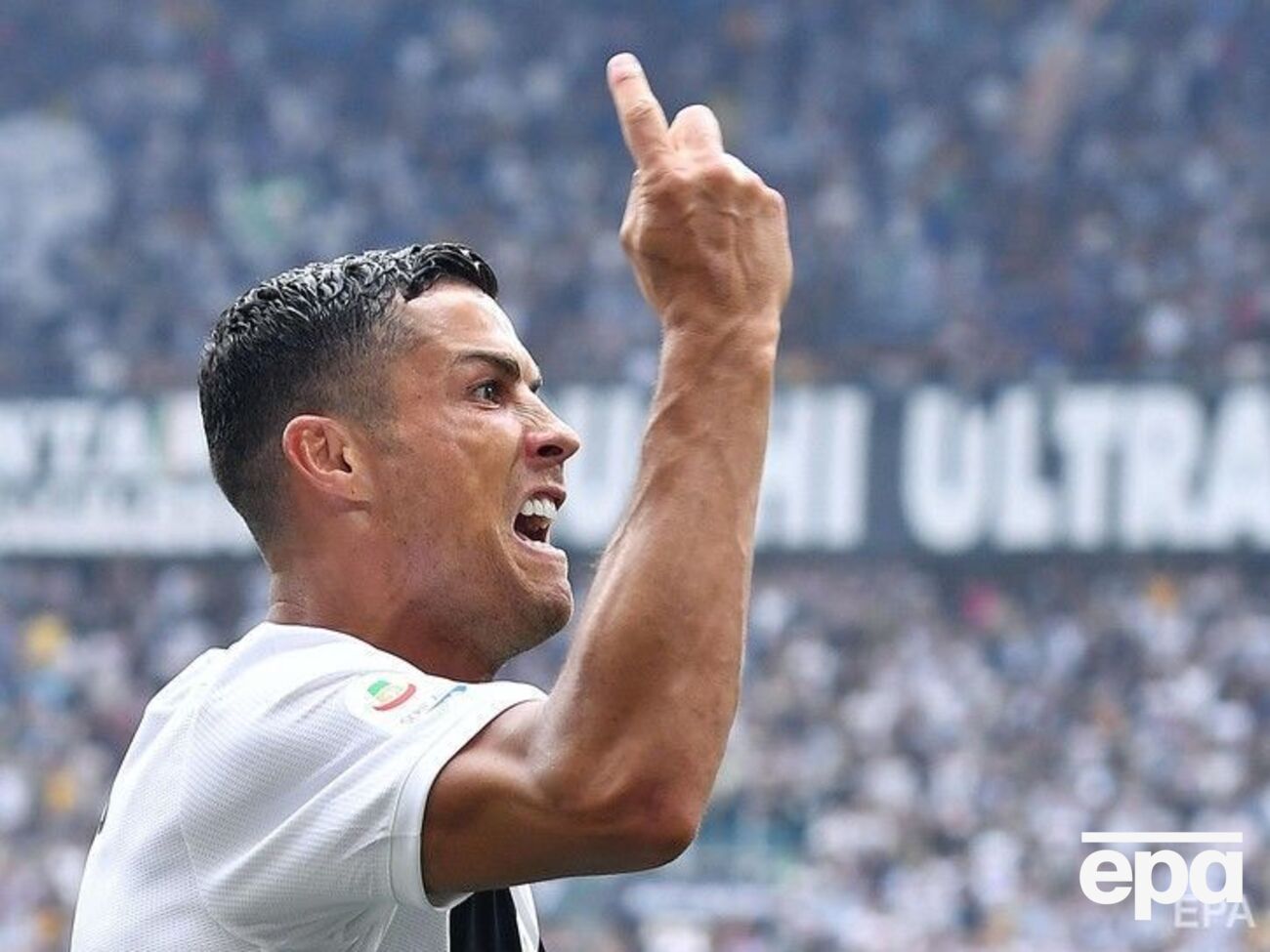 По данным Spiegel, Роналду заплатил потерпевшей $375 тыс.