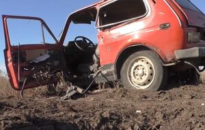 Автомобиль "Нива", в котором ехали боевики