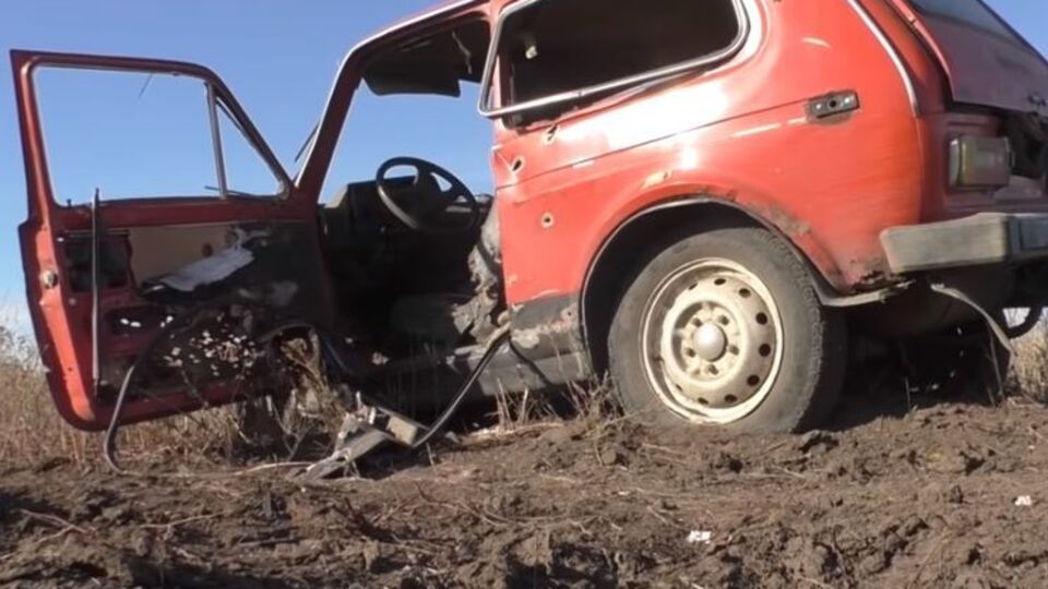 Автомобіль "Нива", в якому їхали бойовики