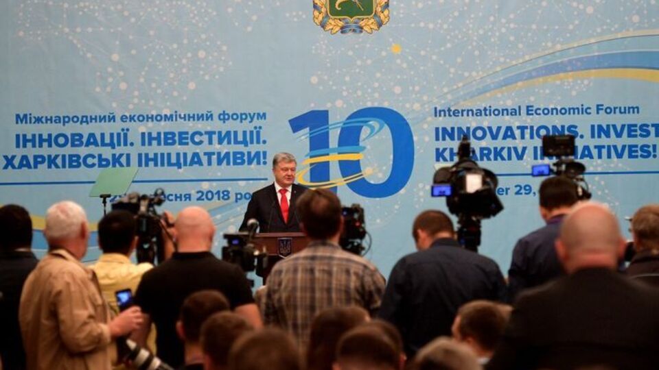 Порошенко: Я безпосередньо звинувачую своїх політичних опонентів у відвертій брехні