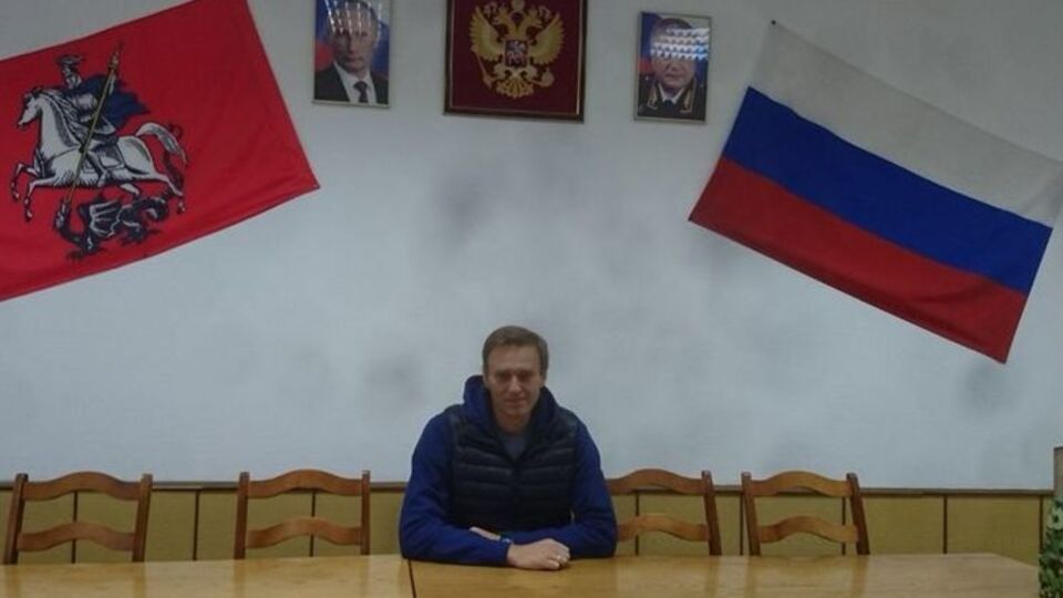 Шендерович про Навального (на фото): Він сідає і сідає
