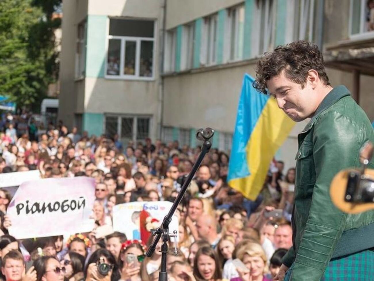 "Pianoбой" зняли кліп у школі
