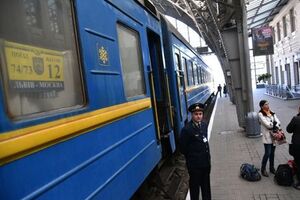 Украина рассматривает возможность прекращения железнодорожного сообщения с РФ