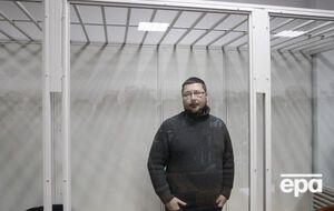 Єжов залишиться під вартою до листопада