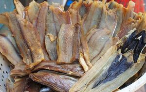 Большинство случаев ботулизма связано с употреблением рыбы